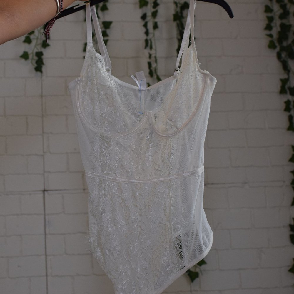 NWT FashionNova XL Somebody to Love II Lace Teddy
